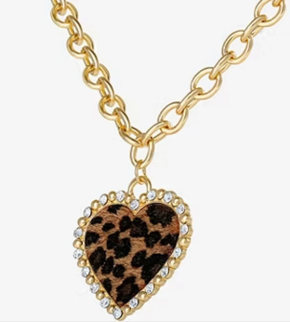 Jessica Simpson Gold Leopard Heart Pendant Necklace - Picture 3 of 7
